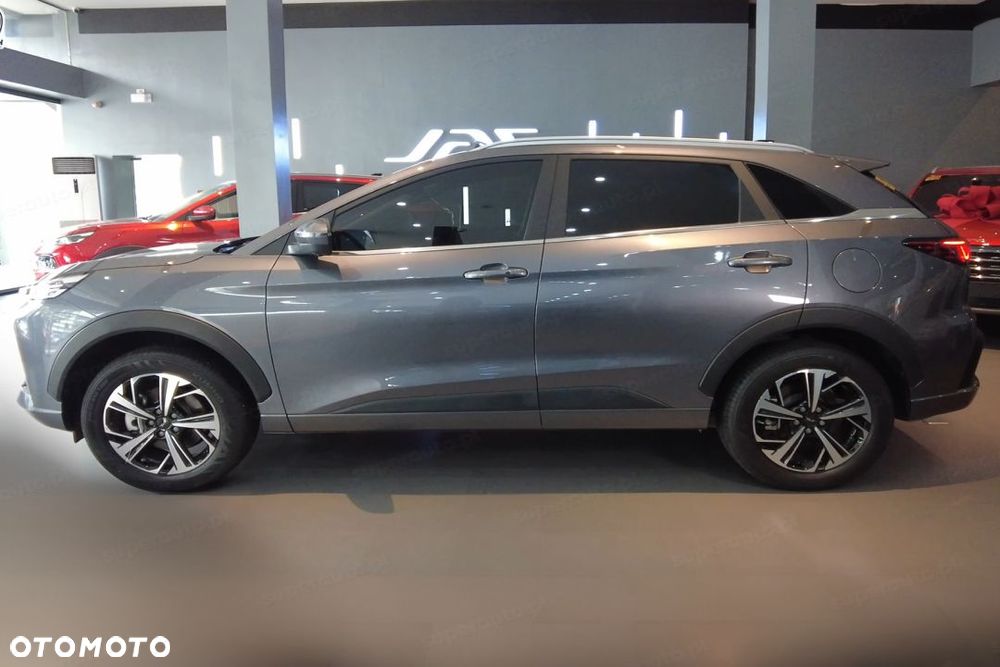 JAC JS6 DCT - 6