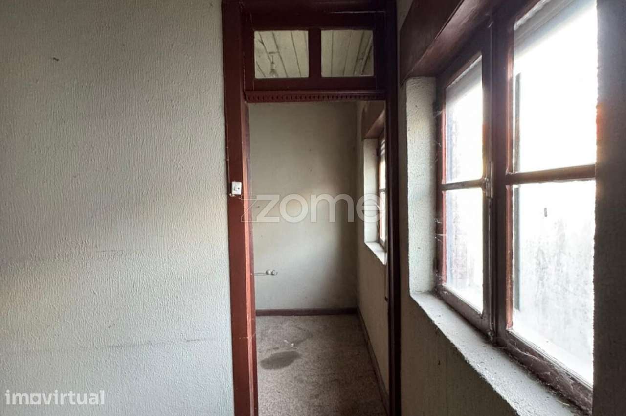 Moradia T7 - centro histórico da vila - junto ao Mosteiro