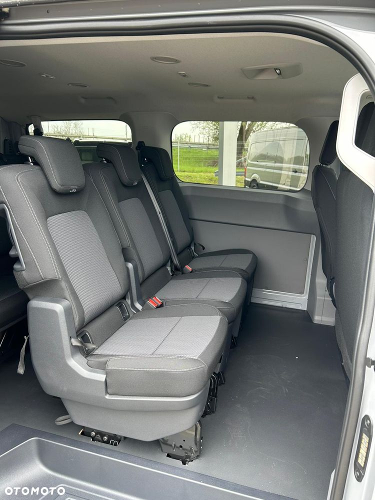 Volkswagen Transporter Kombi L1H1 DSG - 14