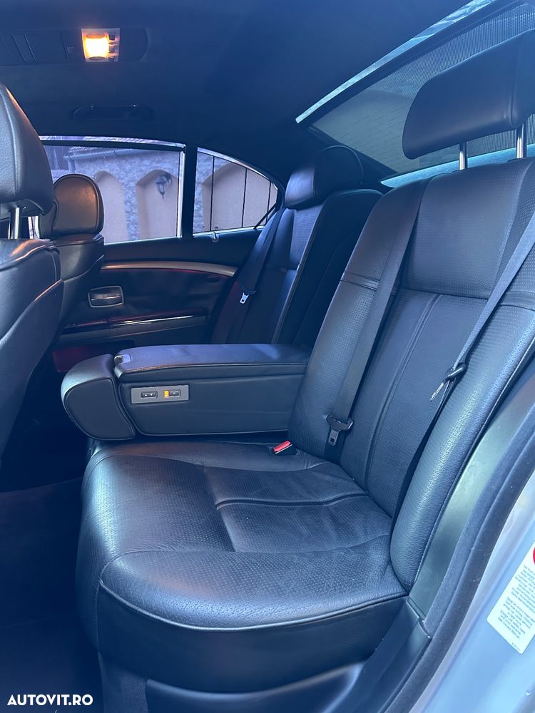 BMW Seria 7 730d A - 11