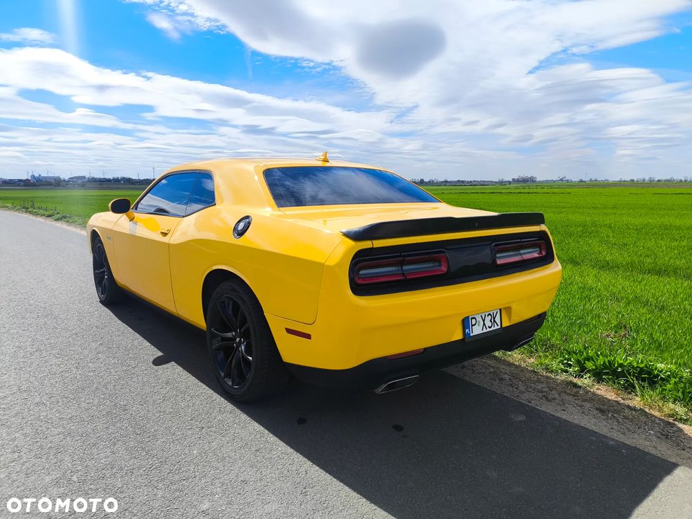 Dodge Challenger Automatik R/T Plus - 12