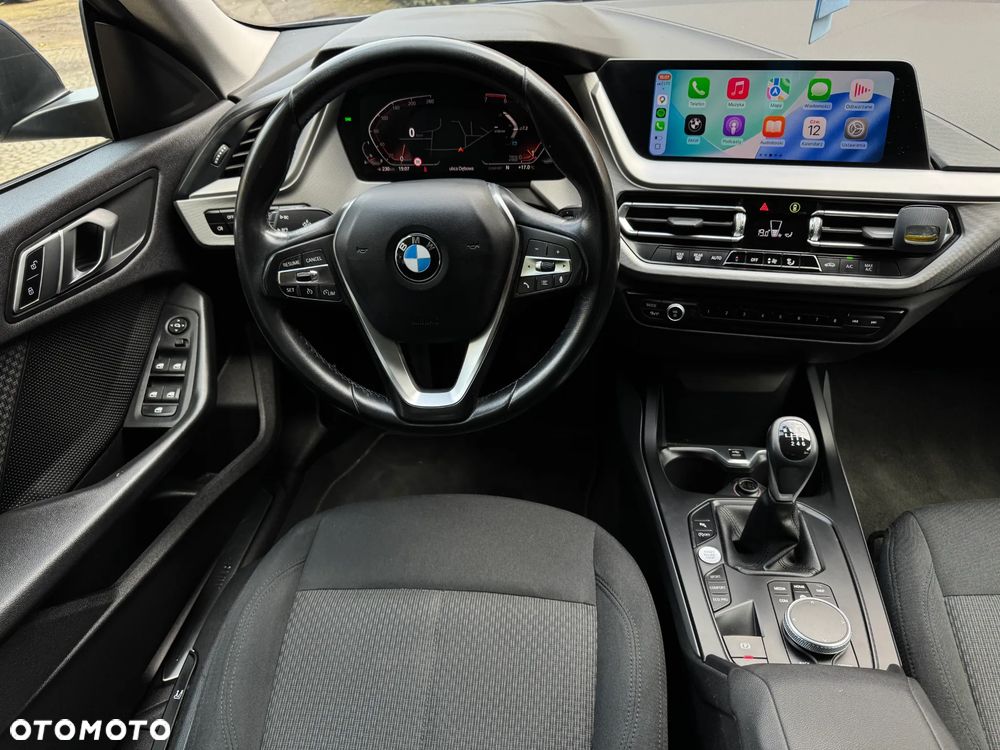 BMW Seria 2 218i M Sport - 16