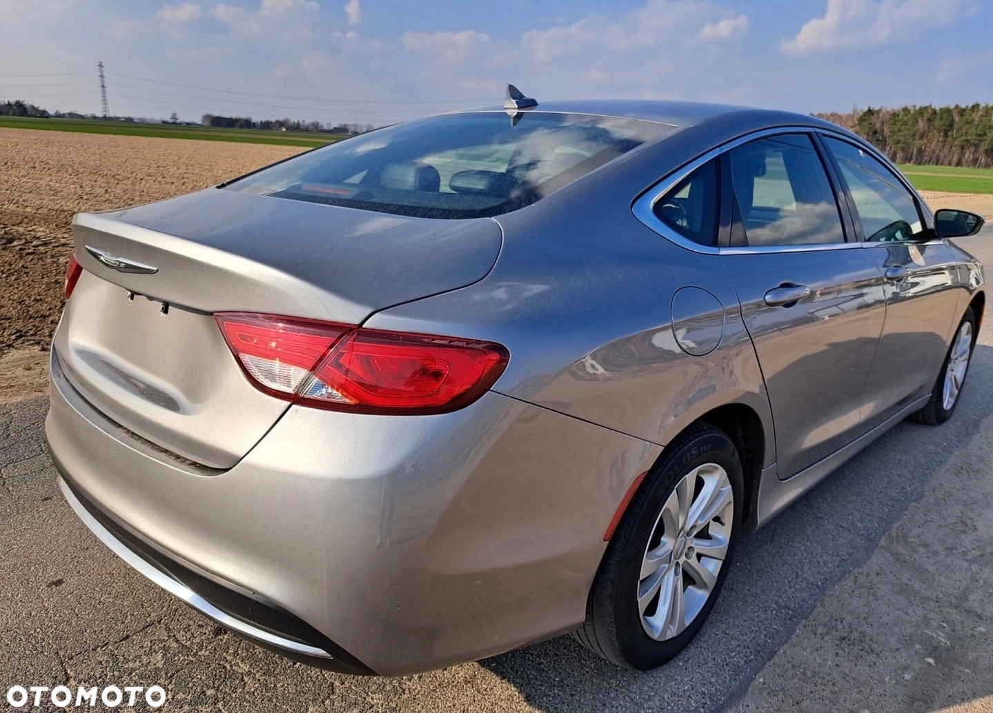 Chrysler 200 - 11