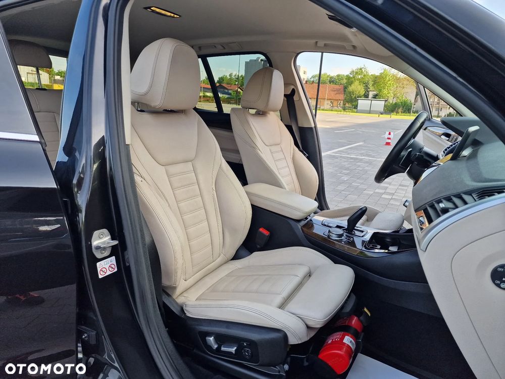 BMW X3 xDrive20d Business Edition - 14