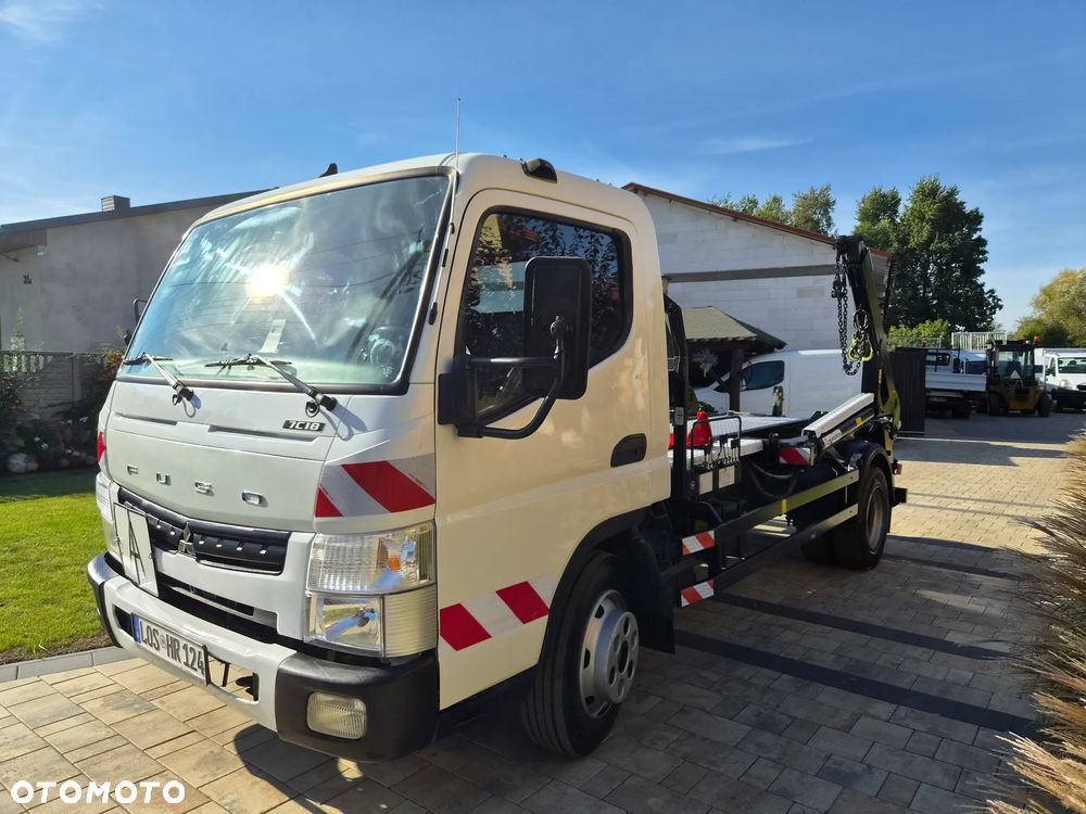 Mitsubishi Canter 7C18