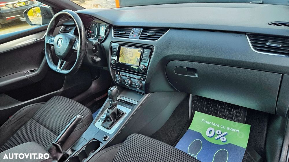 Skoda Octavia 1.6 TDI Green tec DSG Edition - 16