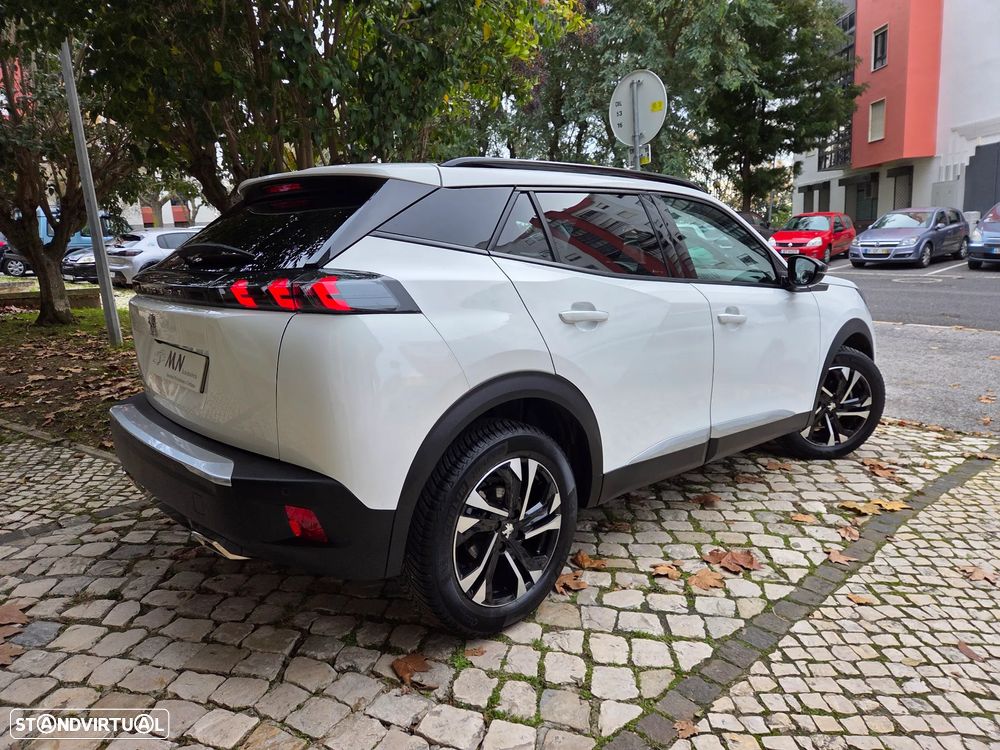 Peugeot 2008 PureTech 130 EAT8 Allure - 3