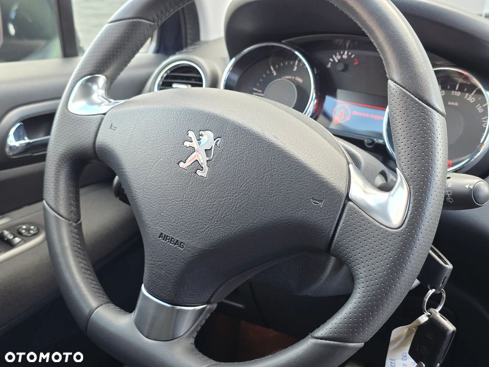 Peugeot 5008 HDI FAP 115 Allure - 28