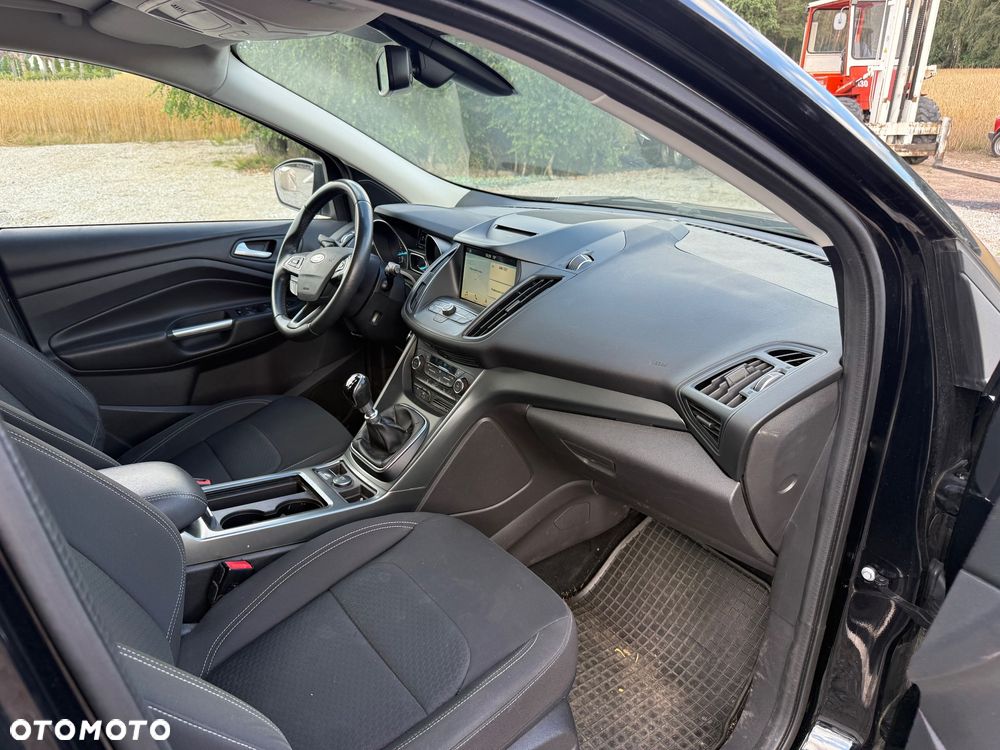 Ford Kuga 1.5 EcoBoost 2x4 SYNC - 16