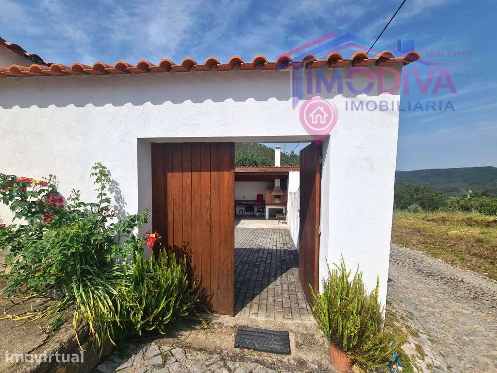Moradia T3 com garagem e terreno em Aguda - Grande imagem: 4/32