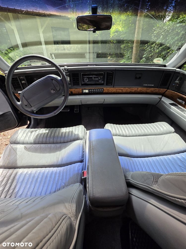 Buick Park Avenue - 8