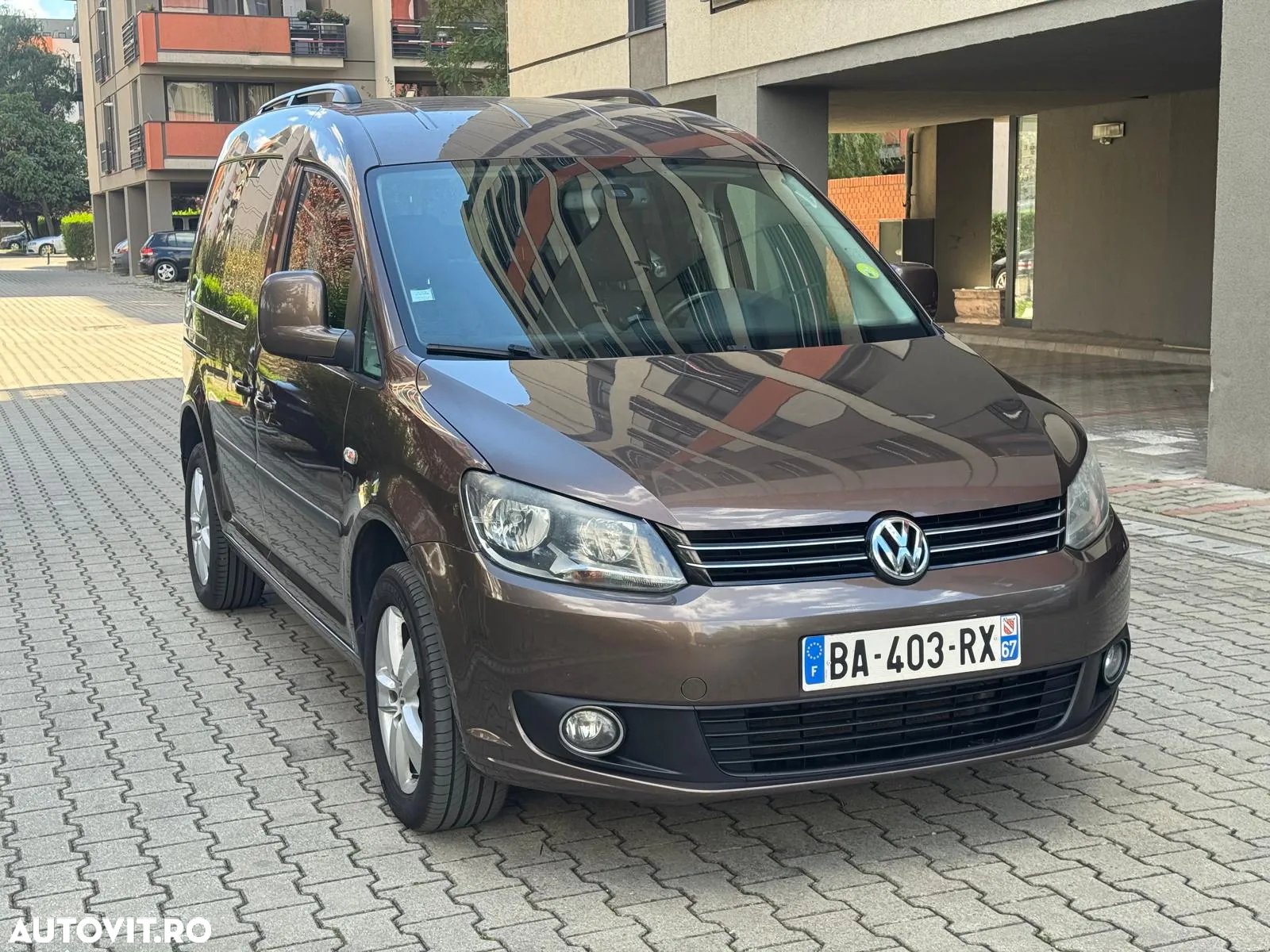 Volkswagen Caddy Maxi 1.6 TDI BlueMotion Comfortline - 2
