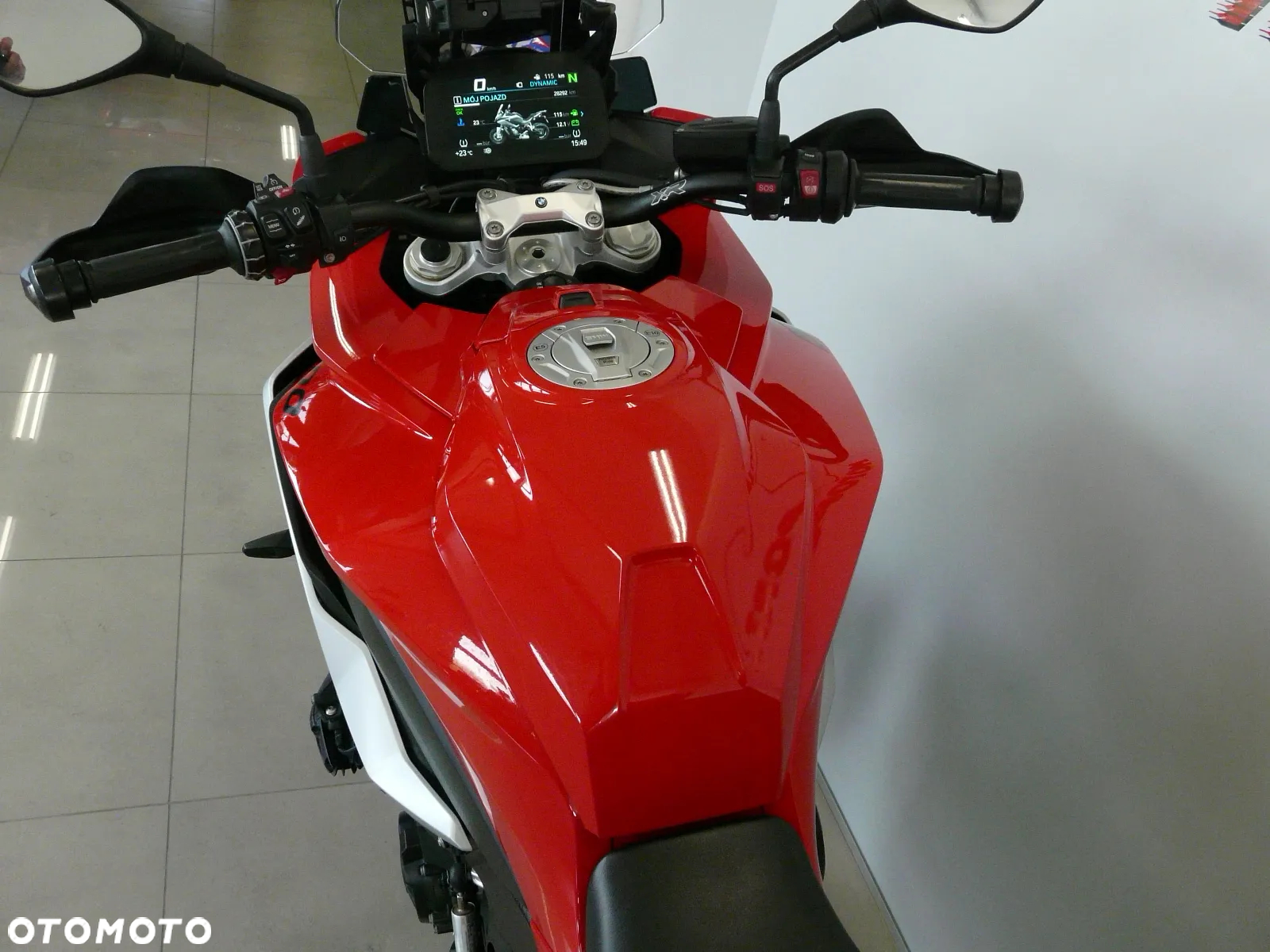 BMW S - 29
