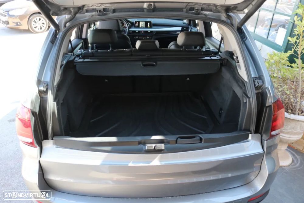 BMW X5 30 d xDrive Pack M - 32