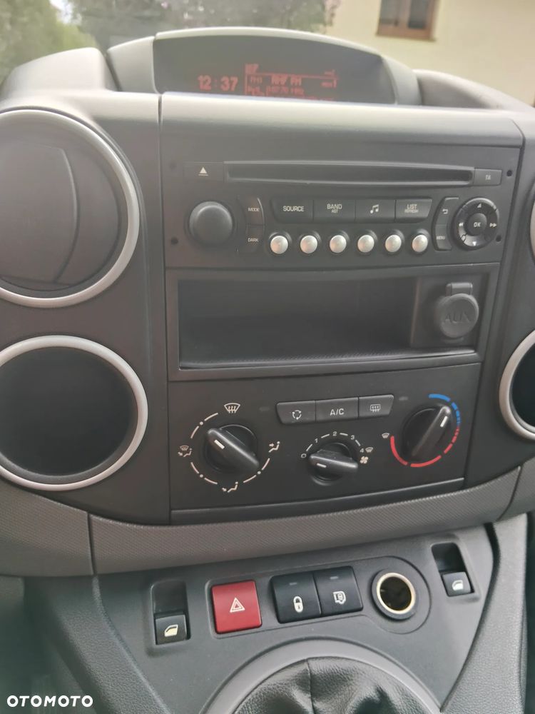 Peugeot Partner - 13
