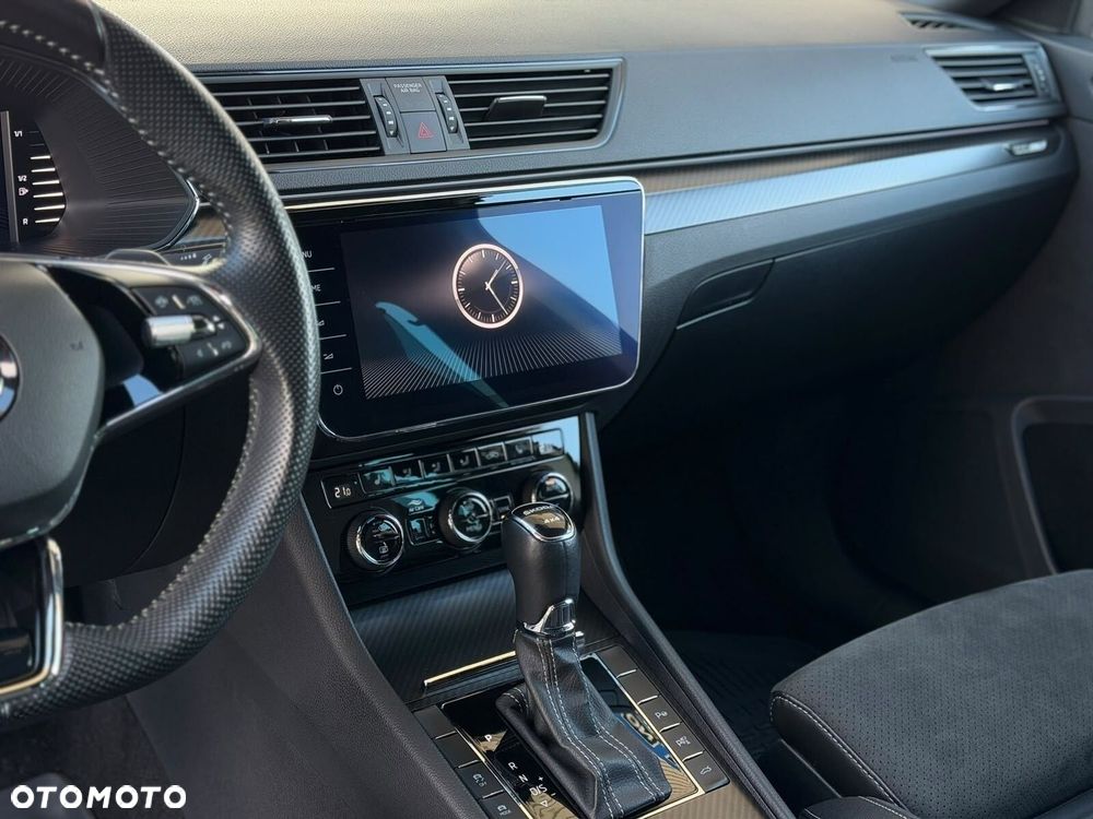 Skoda Superb 2.0 TDI SCR 4x4 Sportline DSG - 13