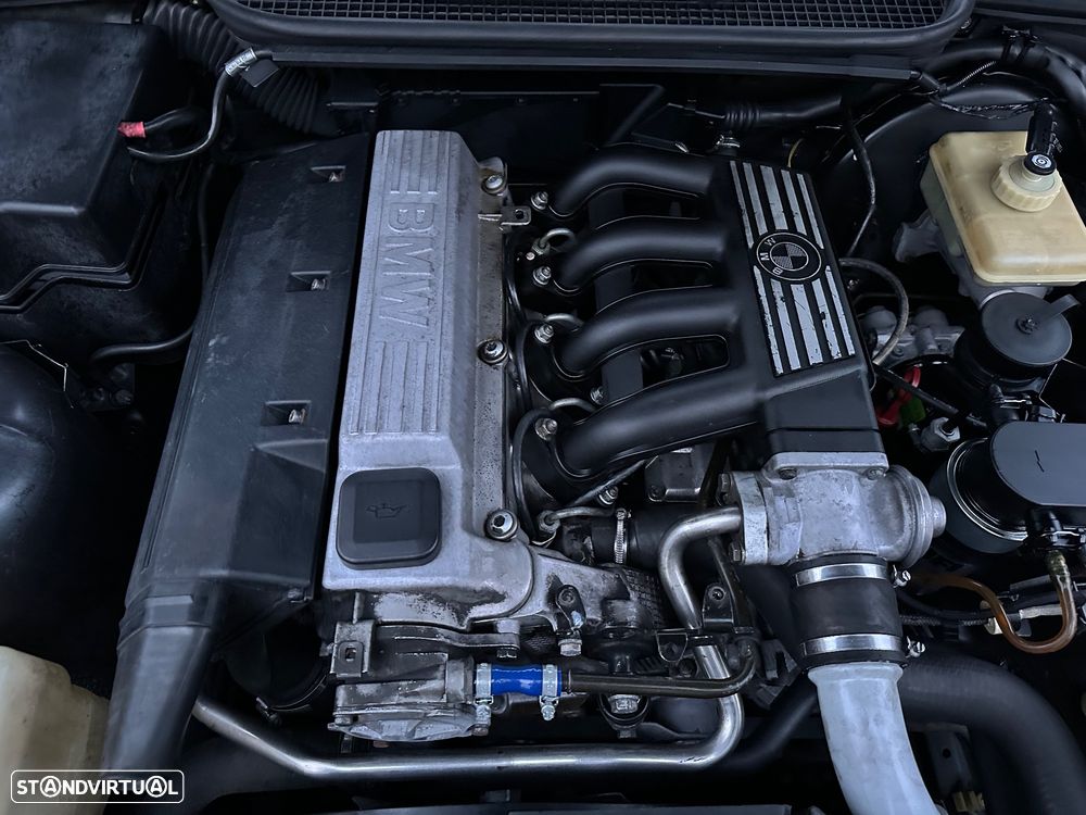 BMW 318 tds Touring - 14