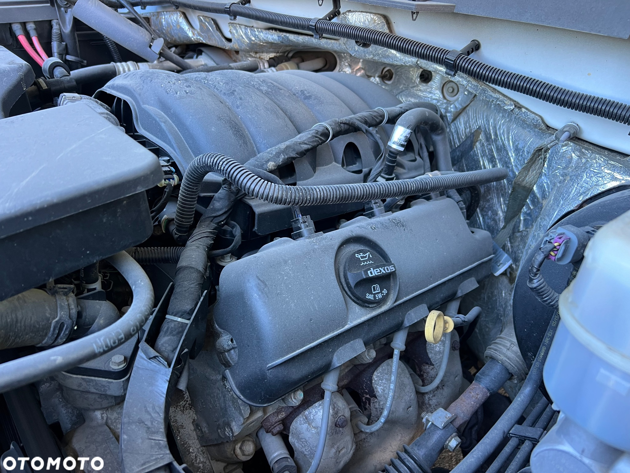 Chevrolet Silverado - 16