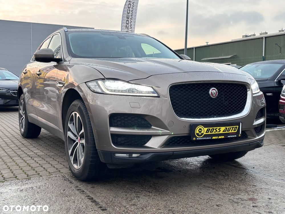 Jaguar F-Pace - 3