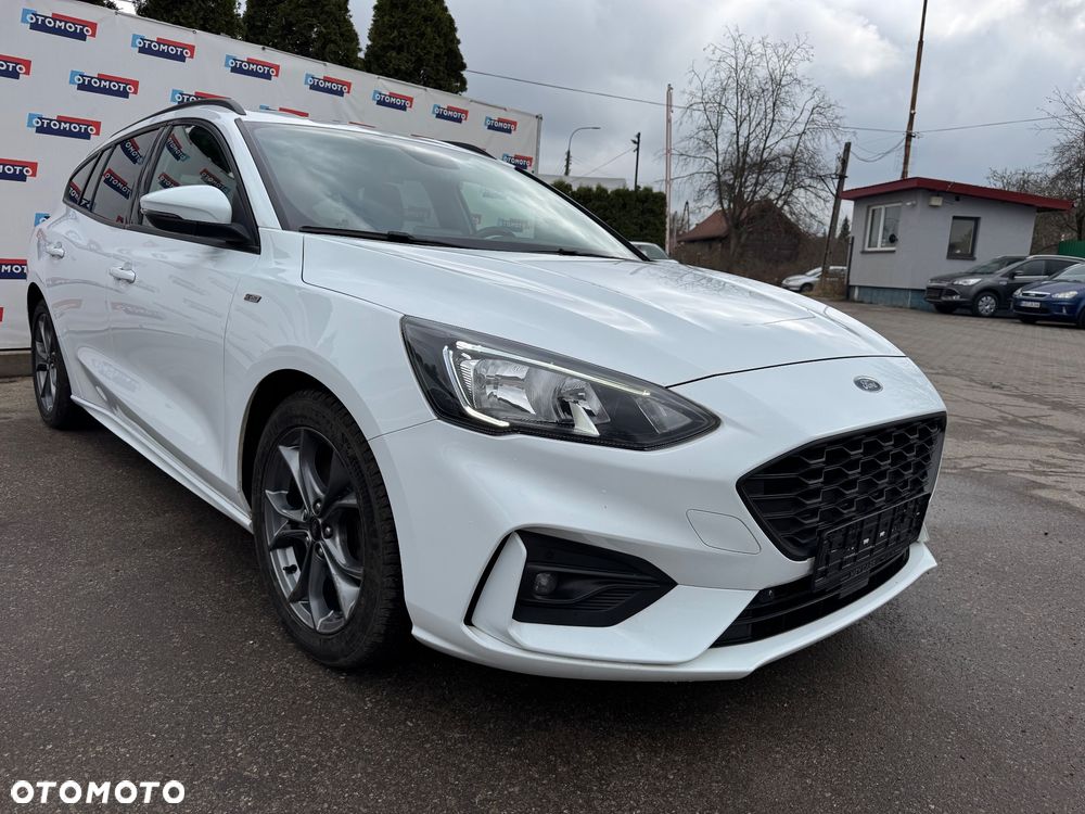 Ford Focus 1.5 EcoBlue Start-Stopp-System ST-LINE DESIGN - 1