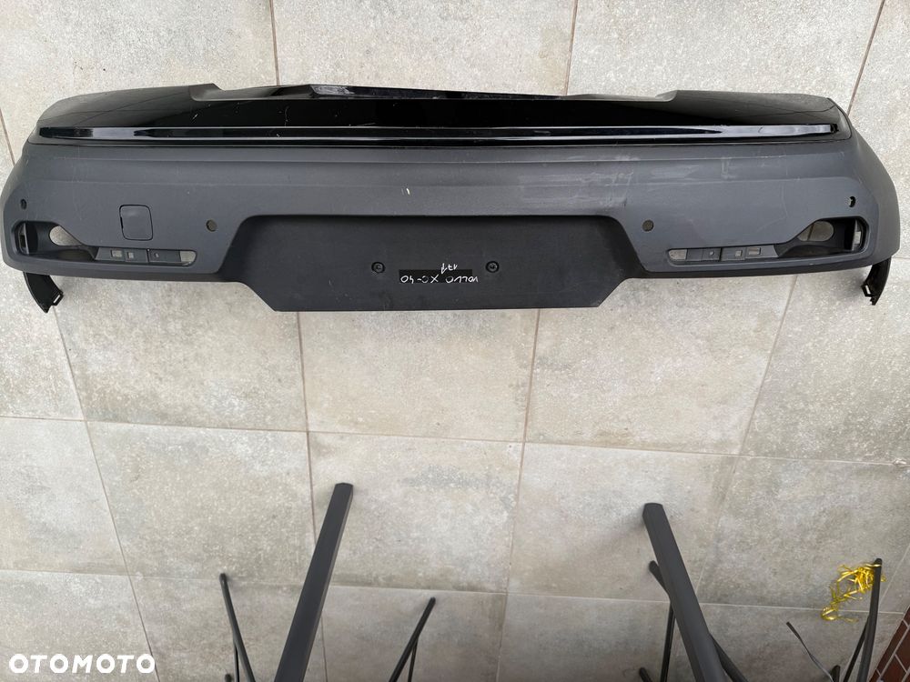 ZDERZAK TYŁ VOLVO dokładka XC40 II 31449333 - 1