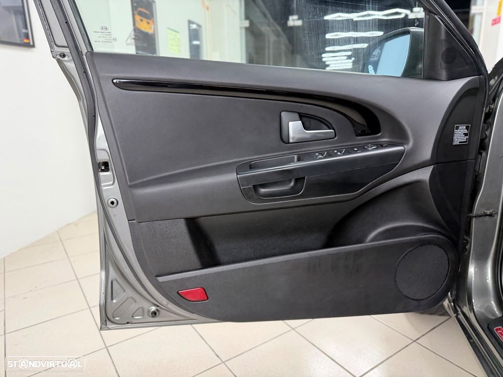 Kia Ceed SW 1.6 CRDi TX ISG - 11