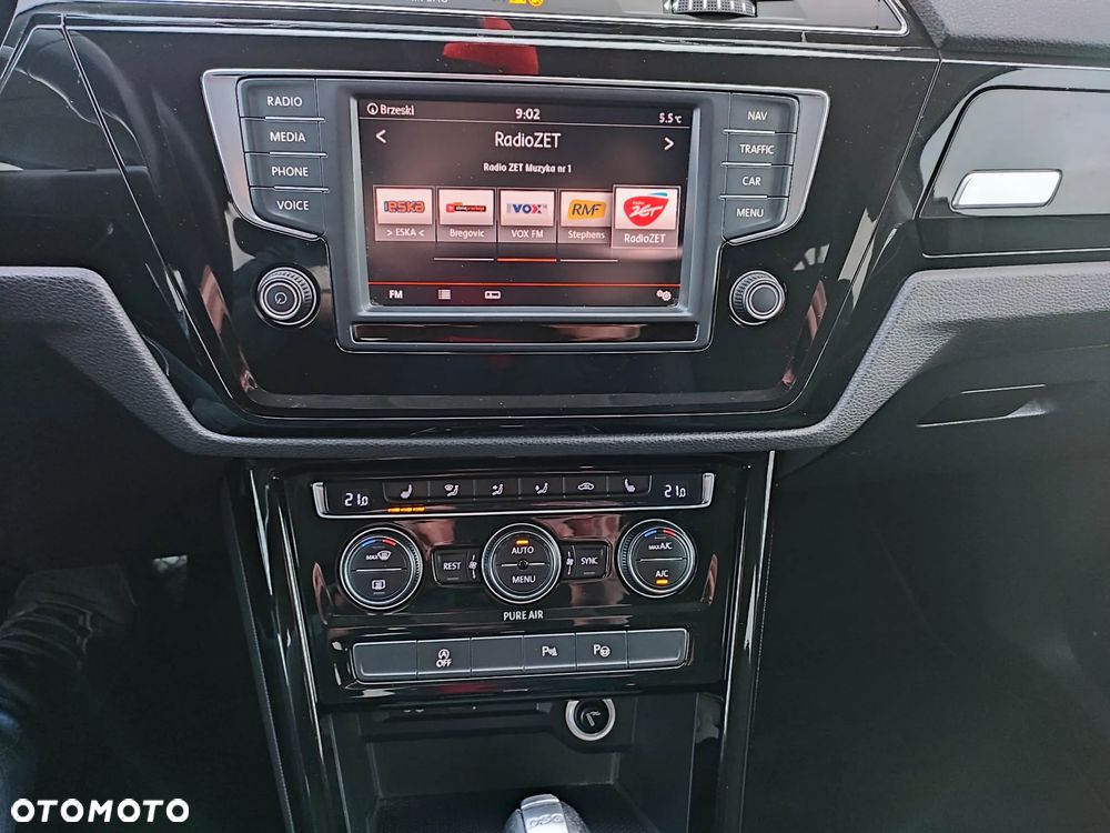 Volkswagen Touran 2.0 TDI BMT Comfortline DSG - 29