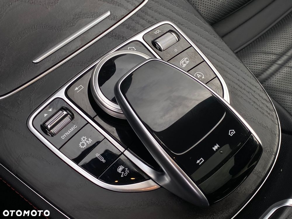 Mercedes-Benz Klasa E AMG 53 Coupe 4-Matic+ 9G-TRONIC - 26