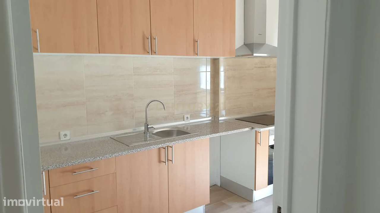 T2 Remodelado para arrendamento, Seixal - Grande imagem: 3/27