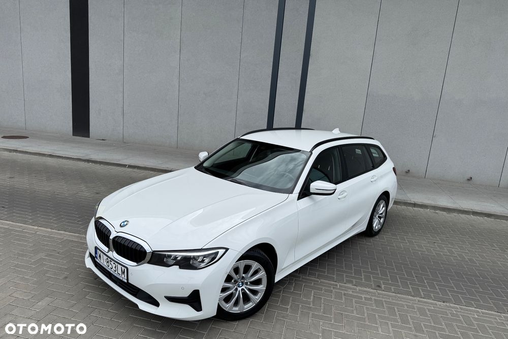 BMW Seria 3 318d mHEV - 3