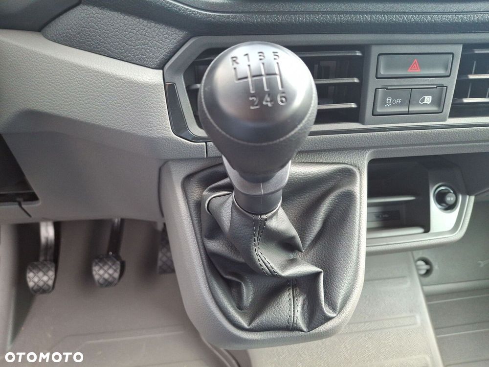 Volkswagen Crafter 2.0 TDI 177 KM Manual - 40