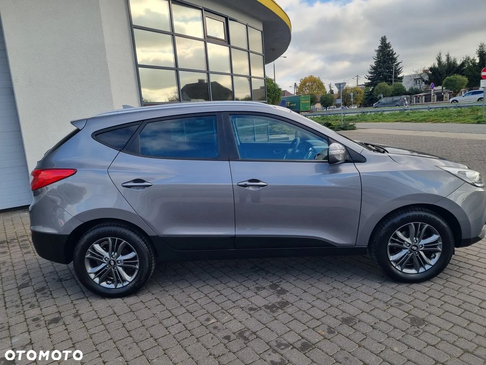 Hyundai ix35 1.6 2WD Fifa World Cup Edition - 38