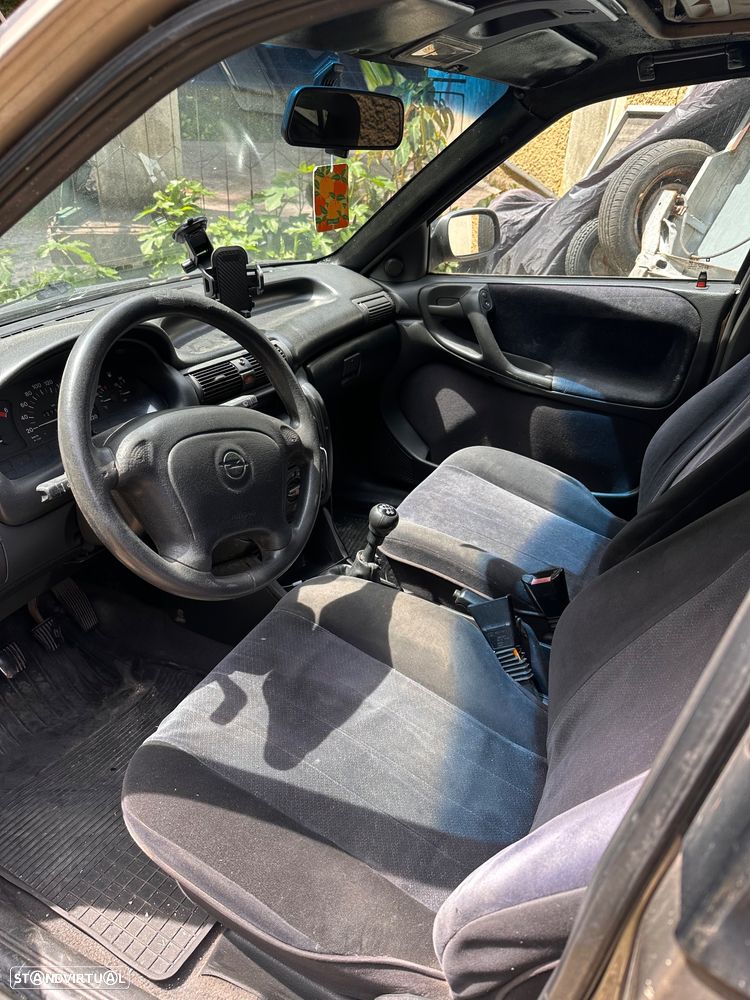 Opel Astra Caravan 1.7 TD Club - 6