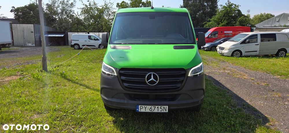 Mercedes-Benz Sprinter 907.221 - 10