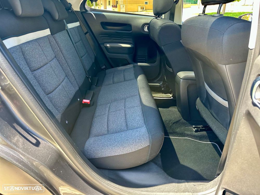 Citroën C4 Cactus 1.2 PureTech Shine EAT6 - 22
