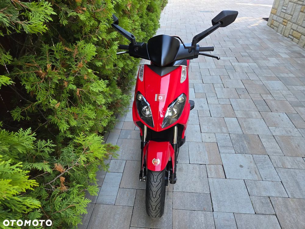 Derbi Variant - 8