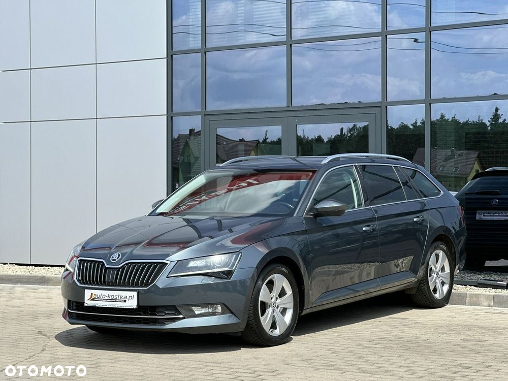 Skoda Superb 2.0 TDI SCR Ambition DSG - 4