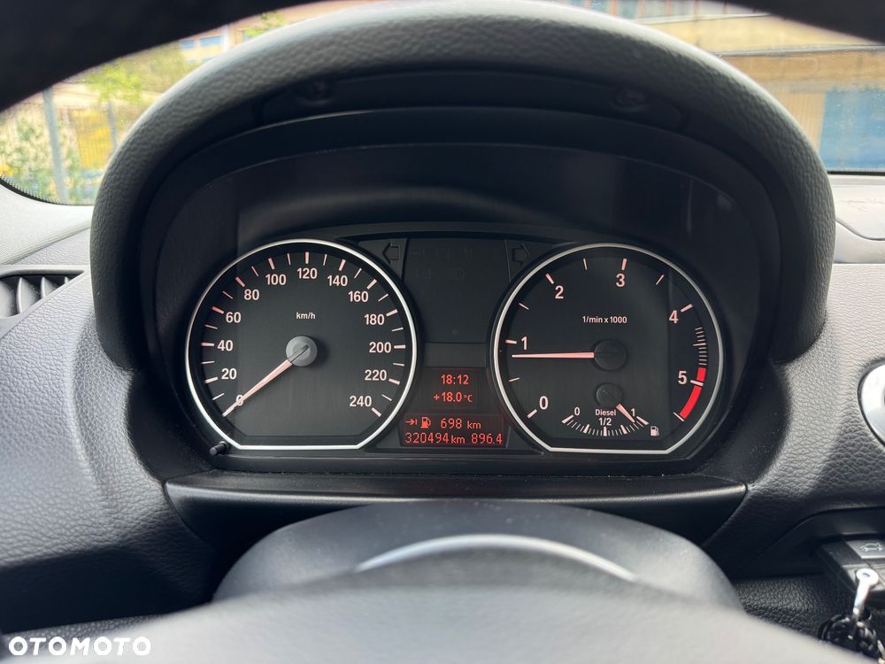 BMW Seria 1 116d - 14