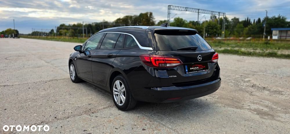 Opel Astra 1.6 D (CDTI) Automatik Business - 9