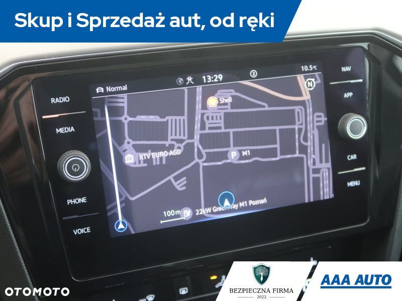 Volkswagen Passat Variant - 15