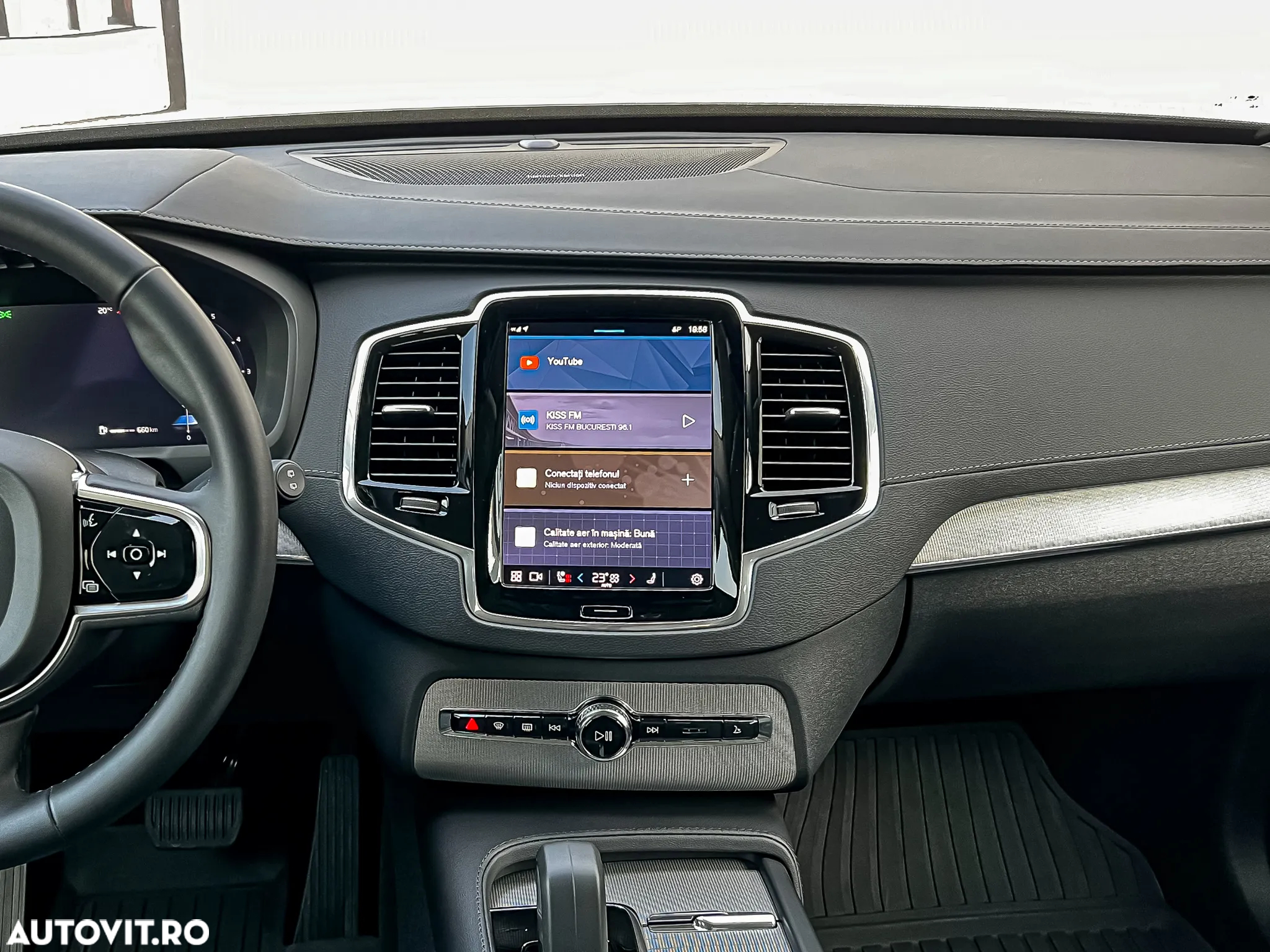 Volvo XC 90 - 18