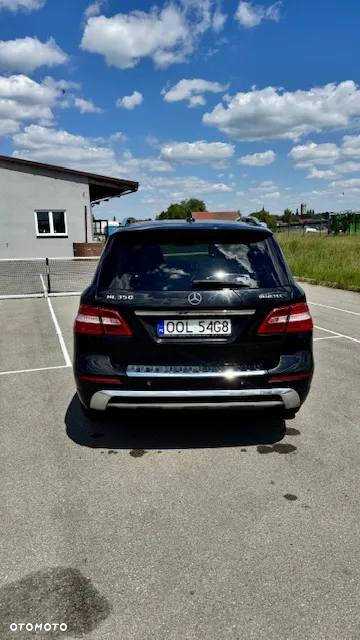 Mercedes-Benz ML 350 BlueTec 4-Matic - 14