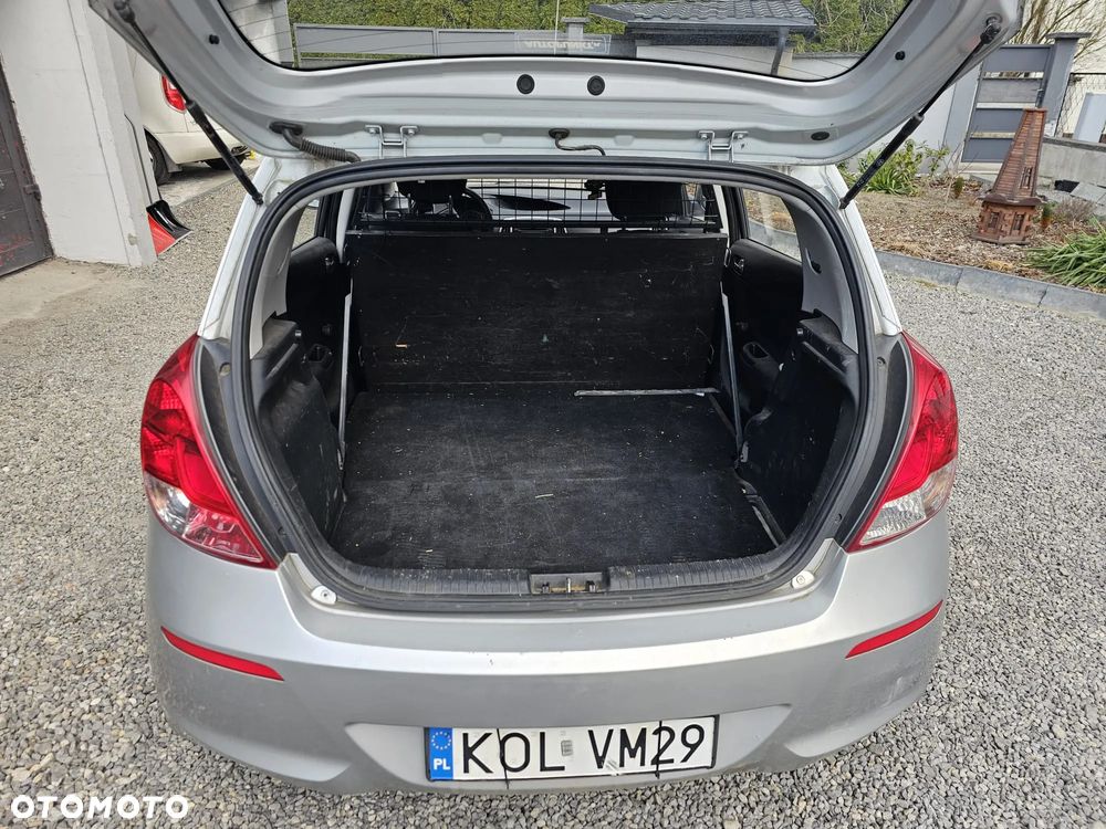 Hyundai i20 1.1 CRDi Comfort - 8