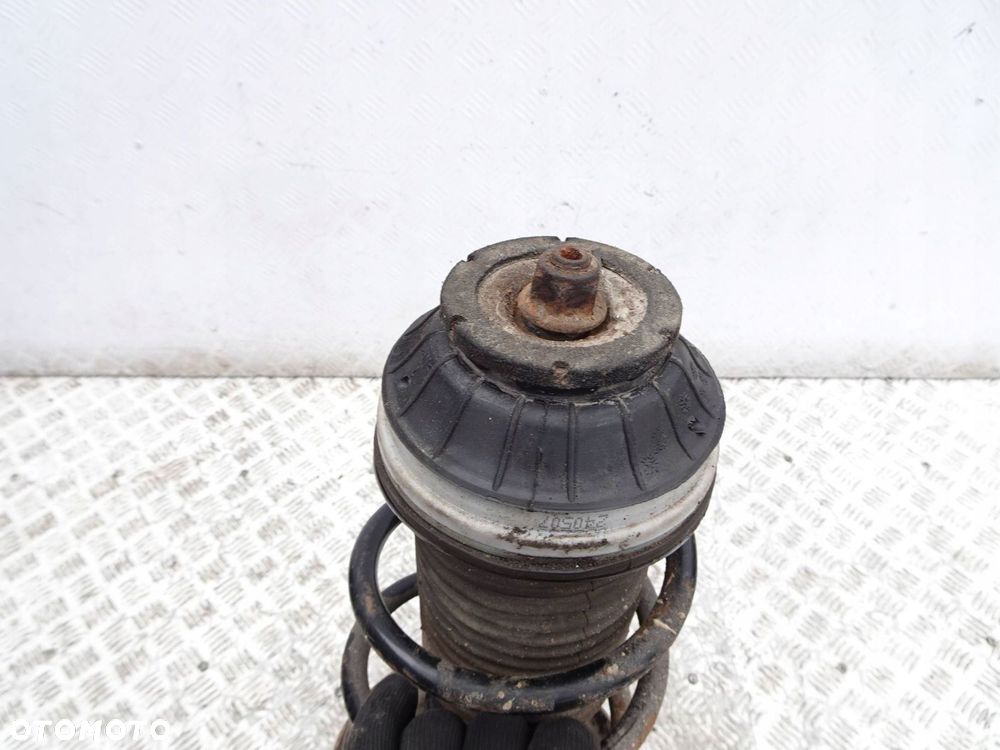 kolumna zwrotnica prawa fiat 500l 1.4 benzyna - 5