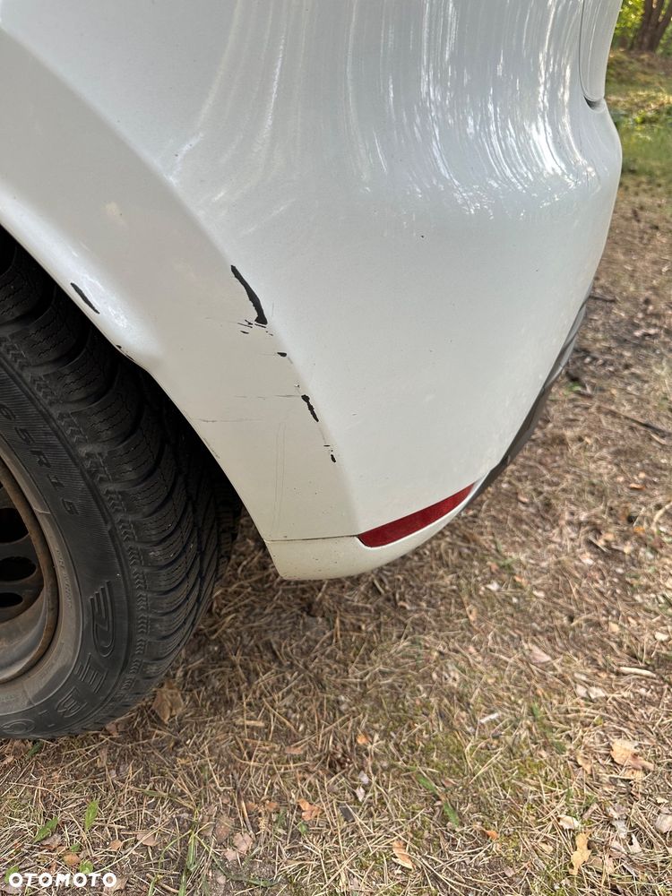 Renault Clio - 10