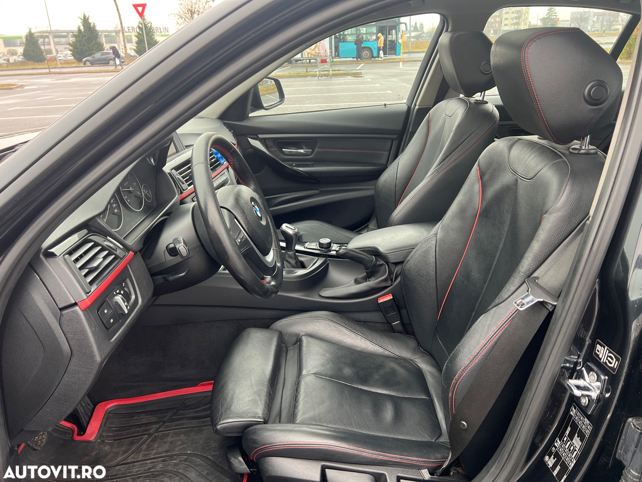 BMW Seria 3 320d - 10