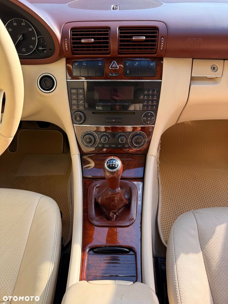 Mercedes-Benz Klasa C 230 Kompressor Elegance - 8