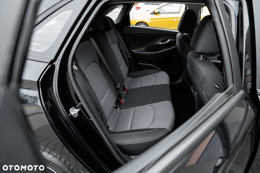 Hyundai i30 1.5 T-GDI 48V Premium DCT - 23