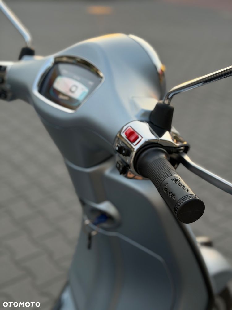 Vespa Primavera - 16