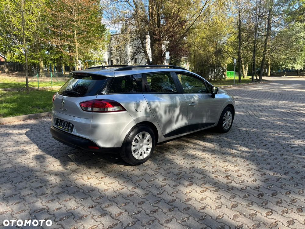 Renault Clio - 2